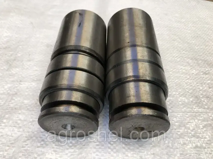 ОСІ ВЕРТИКАЛЬНОГО ШАРНІРА З ВТУЛКАМИ 151.30.137-1 НАПІВРАМИ, ТРАКТОРІВ Т-150, Т-156,Т-17221, фото 1