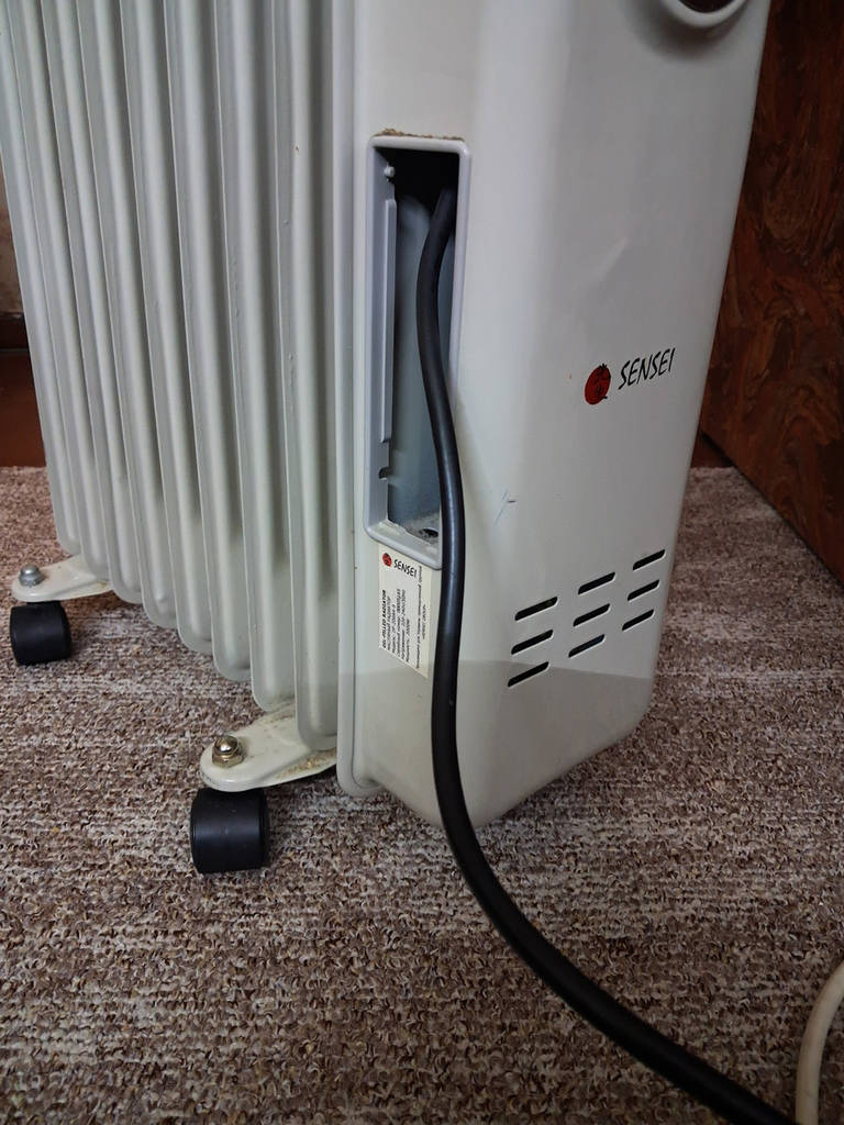 Колесо ніжка для масляного обігрівача Liberton LOH39-09 Saturn - фото покупців 2