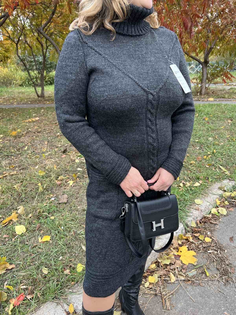 Плаття в'язане під горло-великі розміри (з 46 по 60)