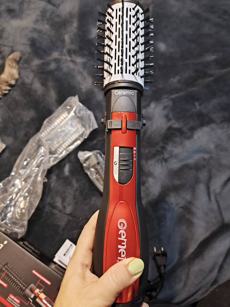 Фен стайлер для волосся з 3 насадками, 1000Вт, Gemei GM-4828 / Фен браш для укладання волосся / Фен гребінець - фото покупців 1