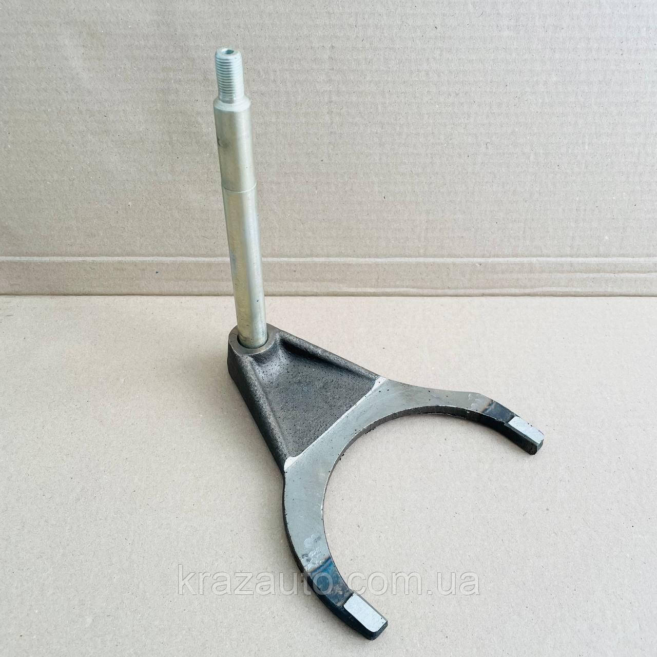 Вилка зі штоком коробки роздавальної КрАЗ (D=137mm) 260-1810018, фото 1