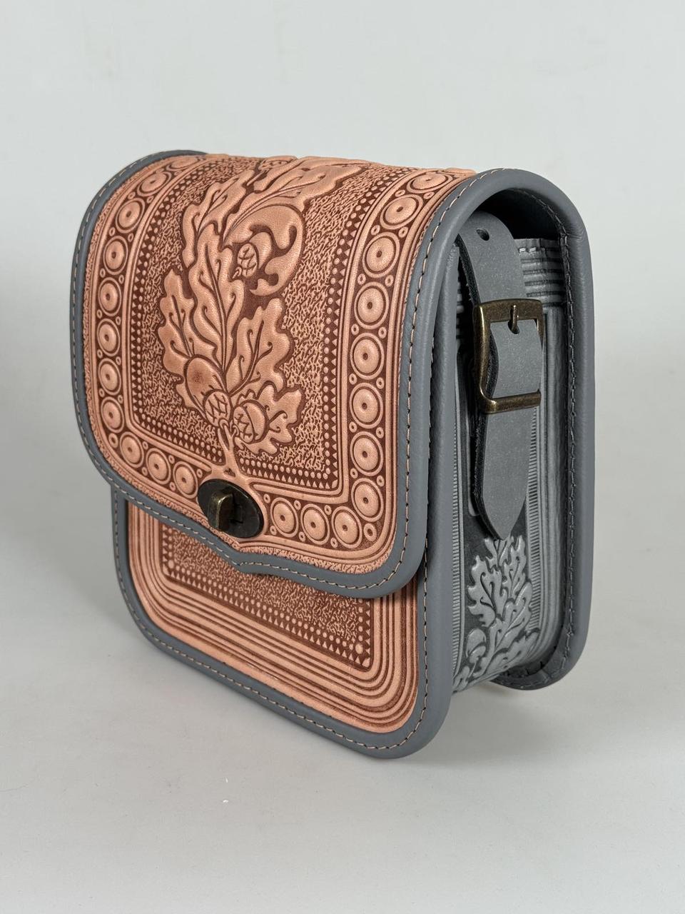 Жіноча шкіряна сумка ручної роботи (метод гарячого тиснення), пудрово-сіра шкіряна сумка, фото 1