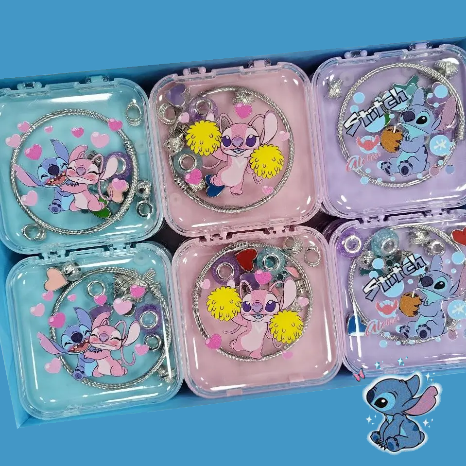 💙Дитячий подарунковий набір стильних браслетів "Stitch" для дівчат з героями Стіч та Ангел, 18 боксів з браслетами в упаковці, фото 1