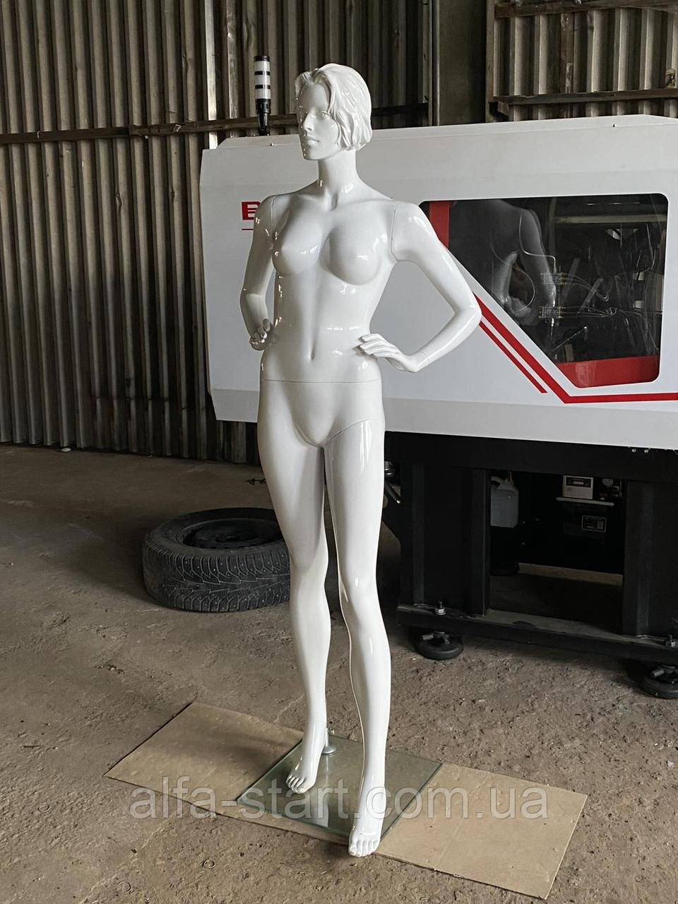 Жіночий манекен б/в Люкс білий на повний зріст