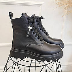 Черевики шкіряні жіночі на шнурівці. Колір чорний