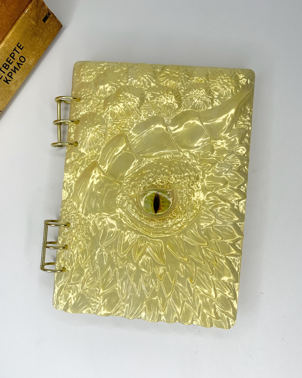 Блокнот ручної роботи А5 Finding Дракон Андарна Епоксидна смола 30 аркушів Золотистий 21 × 15 см