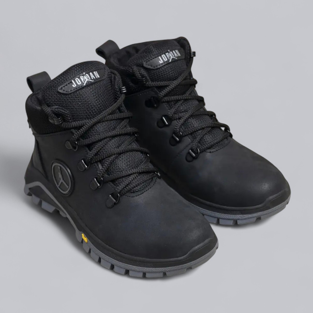 Підліткові зимові шкіряні черевики, кросівки чорні з натуральної шкіри на хутрі на зиму для хлопчика підлітка, розмір 36-39, фото 1