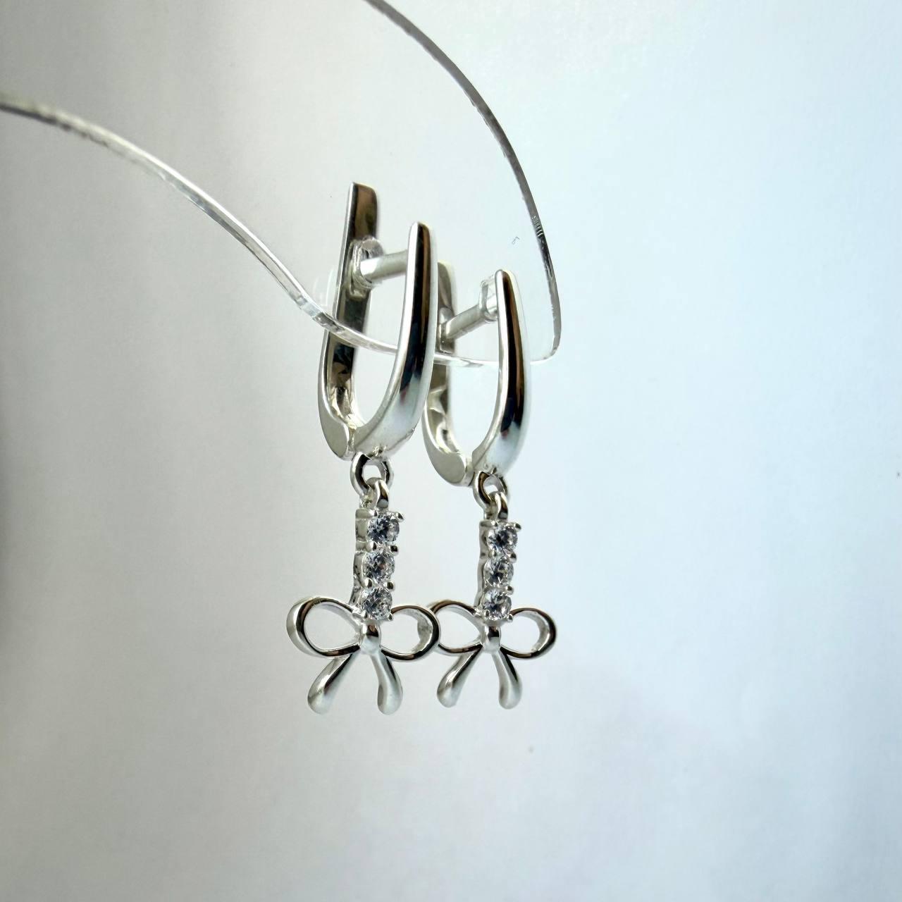 Срібні сережки-бантики з фіанітами Міранда - 925 проби, фото 1