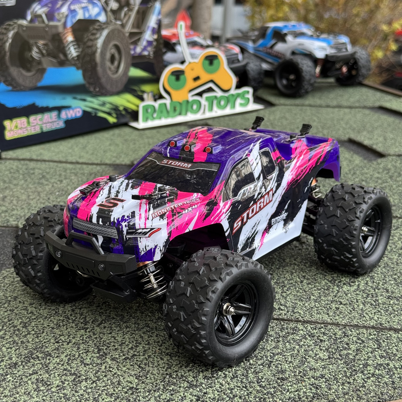 Монстр-трак на радіокеруванні "Blaze Storm" рожевий | Машинка на пульті | Швидкий джип на радіоуправлінні, фото 1