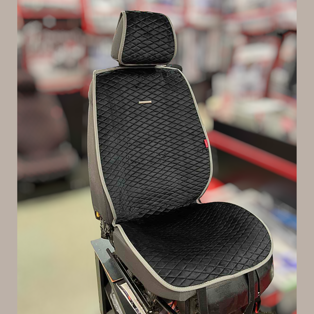 Універсальні накидки на сидіння автомобіля, модель City Чорні із сірим кантом (комплект на передні сидіння), фото 1