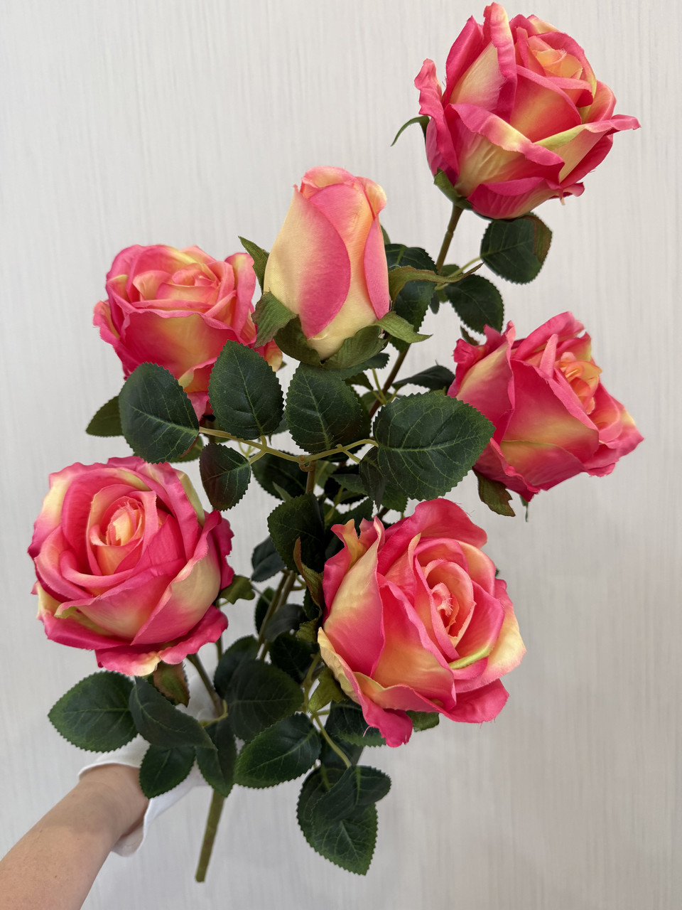 Штучна кущова троянда . Велика гілка троянди з крупними бутонами ( Premium, 75 см ), фото 1