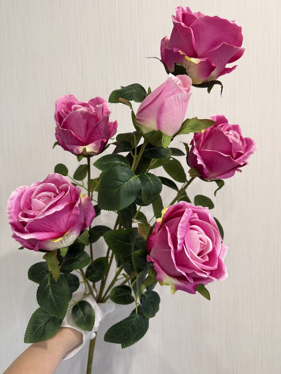 Штучна кущова троянда . Велика гілка троянди з крупними бутонами ( Premium, 75 см ), фото 1