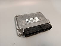 Volkswagen Touran 1.6 MPI Блок управління двигуном 06A906033ED