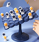 Настільна сімейна гра "Балансуючі космонавти" 50 космонавтів, фото 4