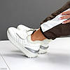 Ультра модні білі зимові кросівки дутики лімітована колекція, фото 2