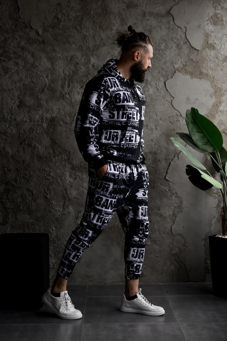 Чорний спортивний осінній костюм з написами худі штани