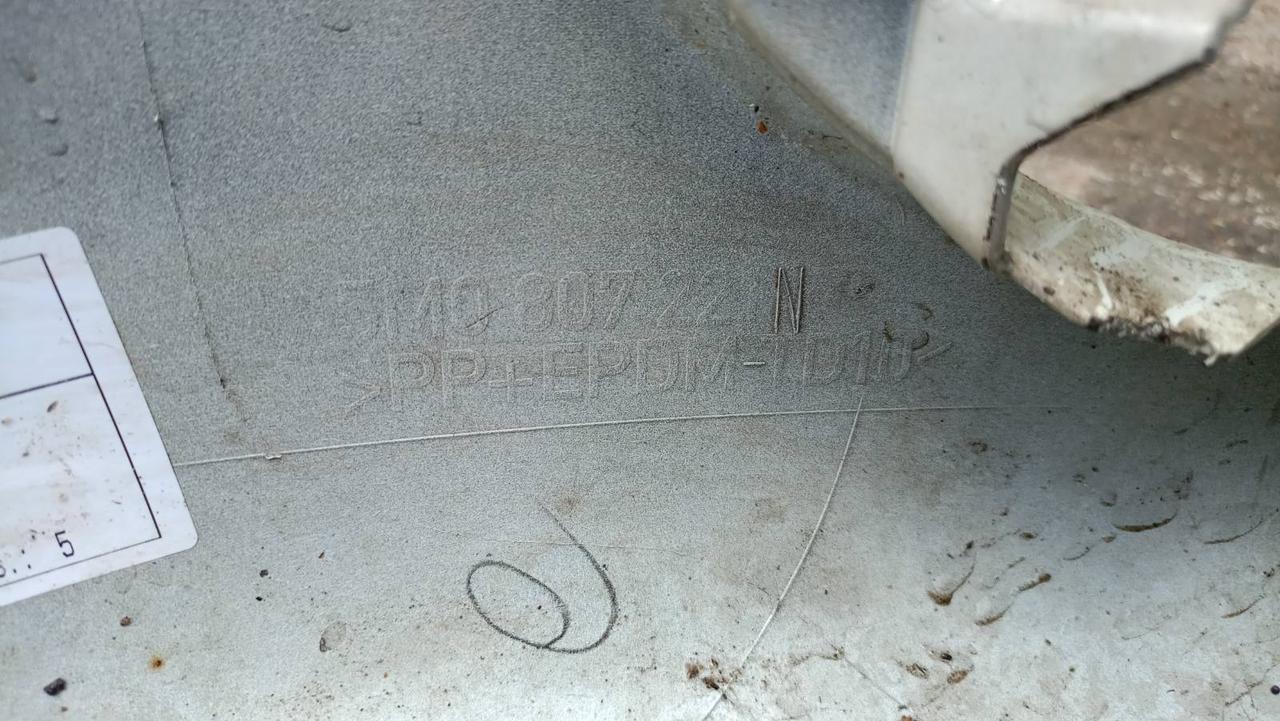 Вітаю зацікавлених на авто розборці Чемпіон !!!<br />
 Предметом оголошення є&nbsp;Бампер Передній Volkswagen Golf 6 Plus 2009 - 2014 5M0807221N&nbsp;<br />
 Фактичний стан на фото. Має дефект на фото видно! Гарантія 14 днів на встановлення та перевірку<br />
 Висилаємо по всій Україні по передоплаті на транспортні витрати!<br />
 Наявність та асортимент на складі постійно змінюються.<br />
 Точні деталі уточняйте по телефону +380973363743 — фото 2