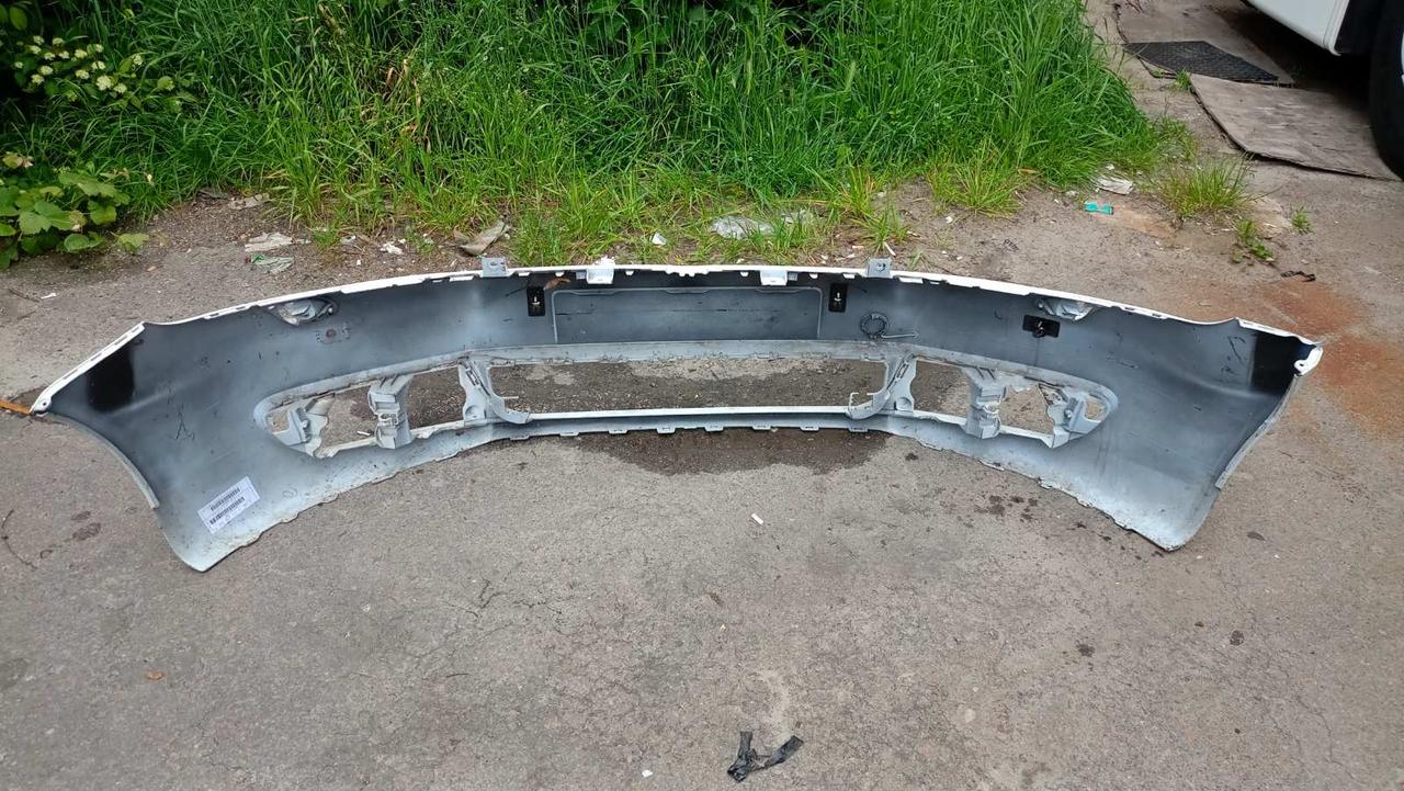 Вітаю зацікавлених на авто розборці Чемпіон !!!<br />
 Предметом оголошення є&nbsp;Бампер Передній Volkswagen Golf 6 Plus 2009 - 2014 5M0807221N&nbsp;<br />
 Фактичний стан на фото. Має дефект на фото видно! Гарантія 14 днів на встановлення та перевірку<br />
 Висилаємо по всій Україні по передоплаті на транспортні витрати!<br />
 Наявність та асортимент на складі постійно змінюються.<br />
 Точні деталі уточняйте по телефону +380973363743 — фото 4