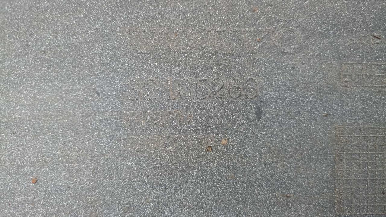 Вітаю зацікавлених на авто розборці Чемпіон !!!<br />
 Предметом оголошення є&nbsp;Бампер Задній Volvo V60 2010-2018 32165263&nbsp;<br />
 Фактичний стан на фото. Має дефект на фото видно! Гарантія 14 днів на встановлення та перевірку<br />
 Висилаємо по всій Україні по передоплаті на транспортні витрати!<br />
 Наявність та асортимент на складі постійно змінюються.<br />
 Точні деталі уточняйте по телефону +380973363743 — фото 3