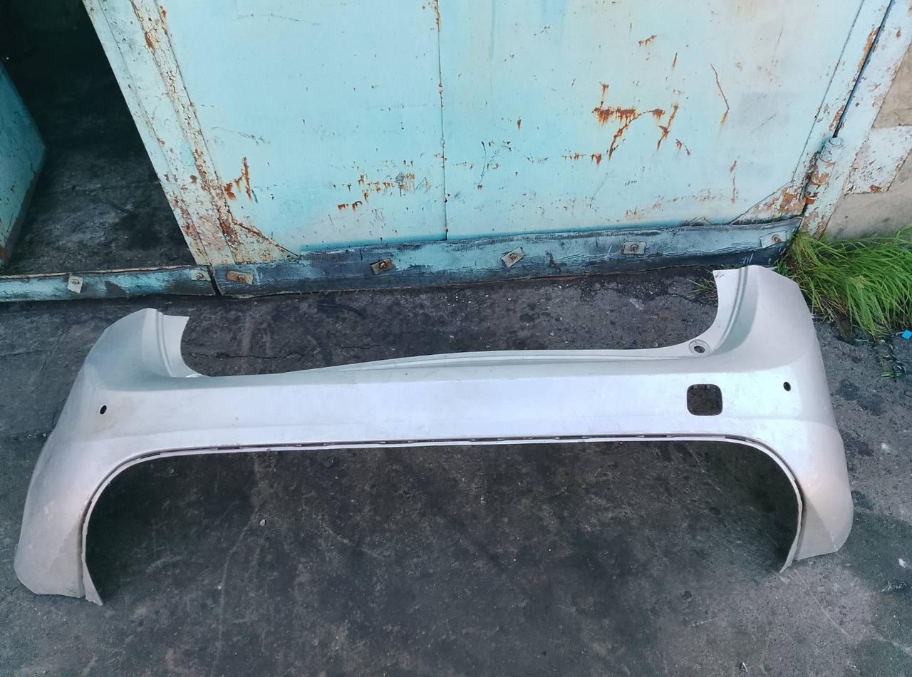 Вітаю зацікавлених на авто розборці Чемпіон !!!<br />
 Предметом оголошення є&nbsp;Бампер Задній Volvo V60 2010-2018 32165263<br />
 Фактичний стан на фото. Має дефект на фото видно! Гарантія 14 днів на встановлення та перевірку<br />
 Висилаємо по всій Україні по передоплаті на транспортні витрати!<br />
 Наявність та асортимент на складі постійно змінюються.<br />
 Точні деталі уточняйте по телефону +380973363743 — фото 1