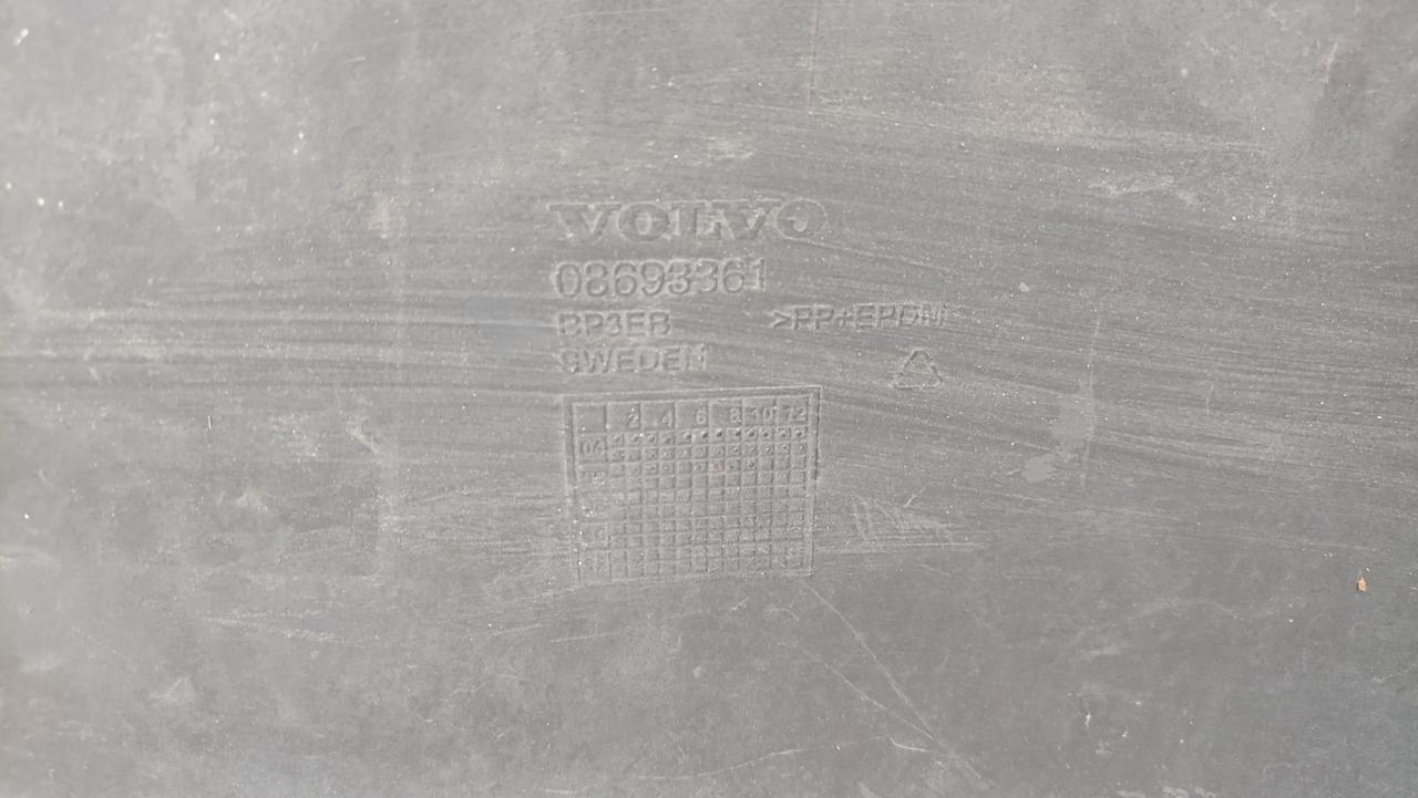 Вітаю зацікавлених на авто розборці Чемпіон !!!<br />
 Предметом оголошення є&nbsp;Бампер Задній Volvo V70 II 2000-2007 9190994 08693361&nbsp;<br />
 Фактичний стан на фото. Має дефект на фото видно! Гарантія 14 днів на встановлення та перевірку<br />
 Висилаємо по всій Україні по передоплаті на транспортні витрати!<br />
 Наявність та асортимент на складі постійно змінюються.<br />
 Точні деталі уточняйте по телефону +380973363743 — фото 2