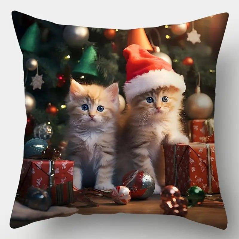 Новорічна декоративна подушка з принтом Кошенят, фото 1
