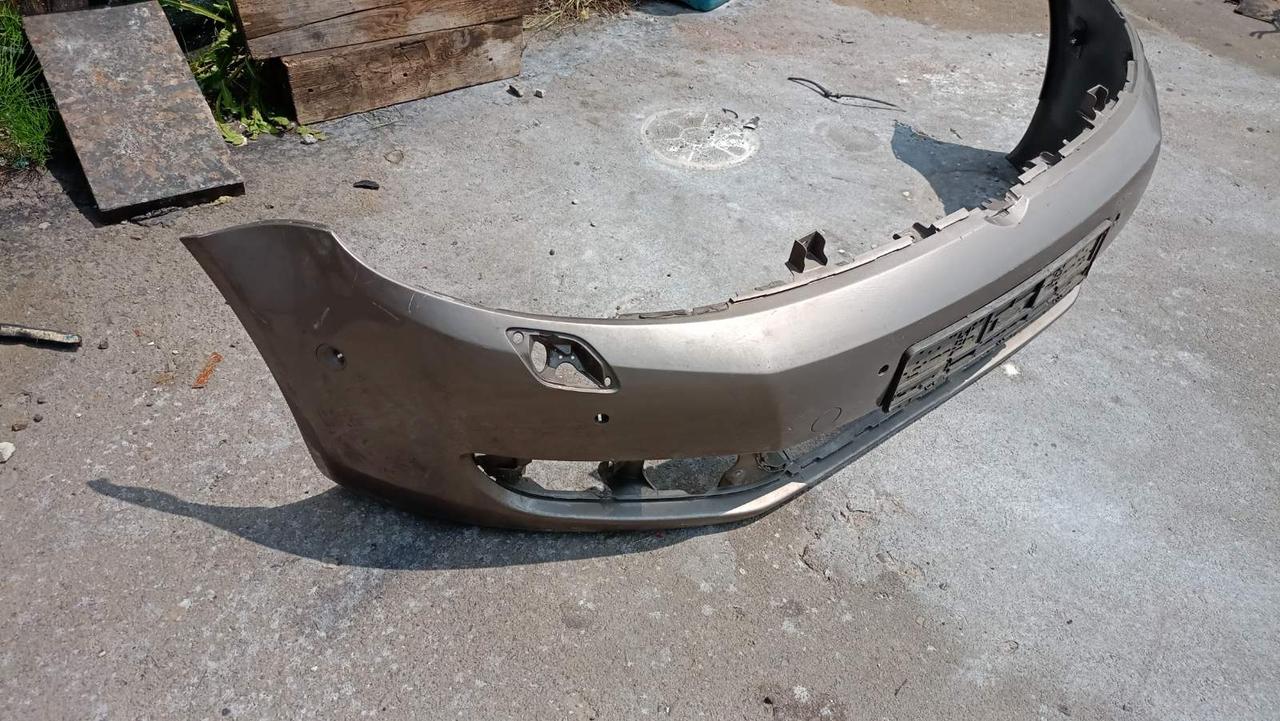 Вітаю зацікавлених на авто розборці Чемпіон !!!<br />
 Предметом оголошення є&nbsp;Бампер Передній Volkswagen Golf 6 5K0807221 5K0807217LGRU<br />
 Фактичний стан на фото. Має дефект на фото видно! Гарантія 14 днів на встановлення та перевірку<br />
 Висилаємо по всій Україні по передоплаті на транспортні витрати!<br />
 Наявність та асортимент на складі постійно змінюються.<br />
 Точні деталі уточняйте по телефону +380973363743 — фото 3