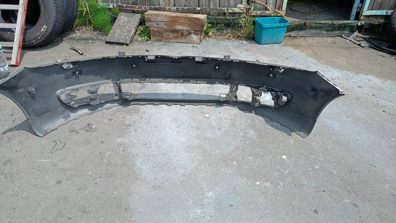 Вітаю зацікавлених на авто розборці Чемпіон !!!<br />
 Предметом оголошення є&nbsp;Бампер Передній Volkswagen Golf 6 5K0807221 5K0807217LGRU<br />
 Фактичний стан на фото. Має дефект на фото видно! Гарантія 14 днів на встановлення та перевірку<br />
 Висилаємо по всій Україні по передоплаті на транспортні витрати!<br />
 Наявність та асортимент на складі постійно змінюються.<br />
 Точні деталі уточняйте по телефону +380973363743 — фото 4