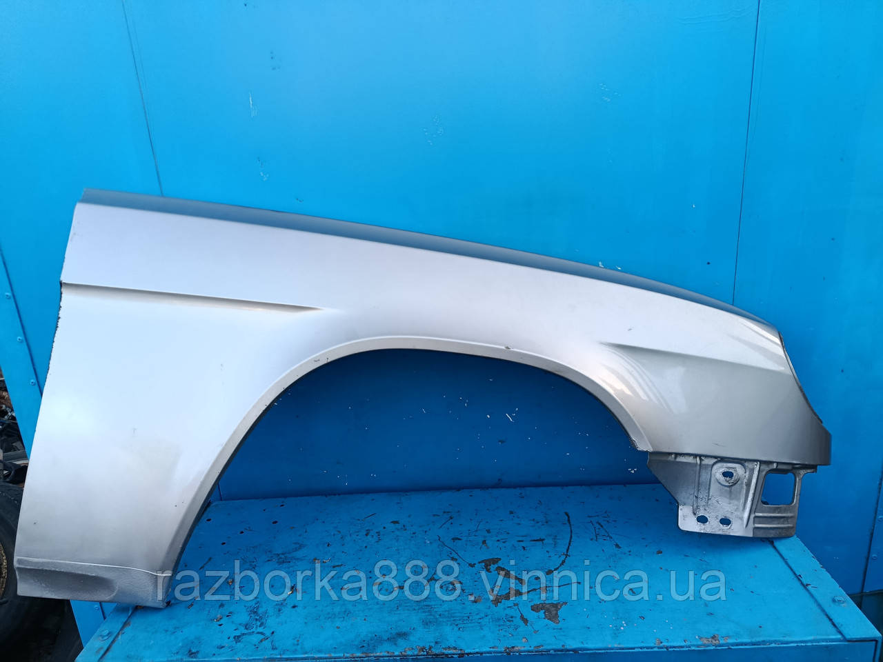 Крило переднє праве Газ 31105 б у, фото 1