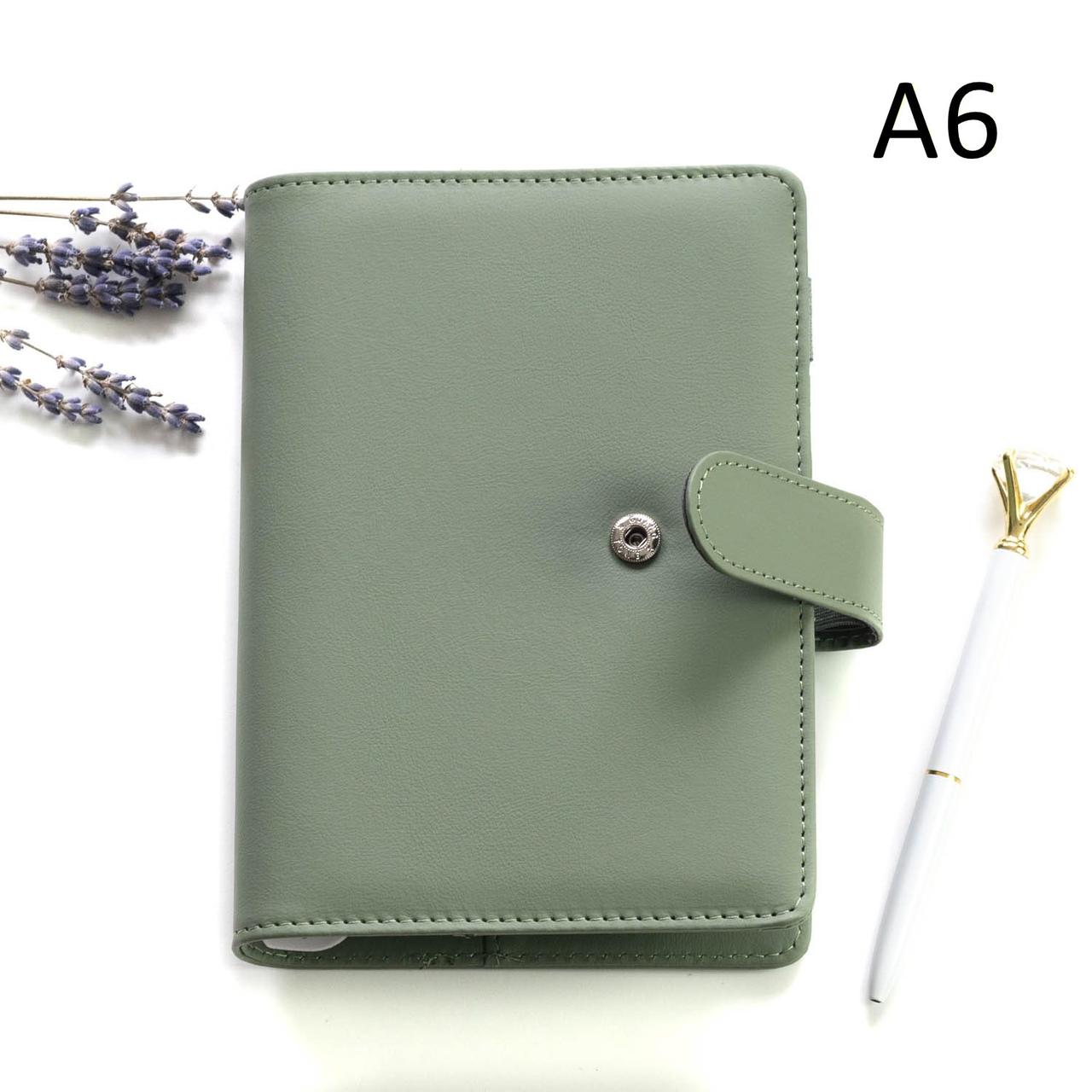 Блокнот на кільцях із шкірзамінника на кнопці А6 діаметр кілець 20мм Хакі BSH076, фото 1