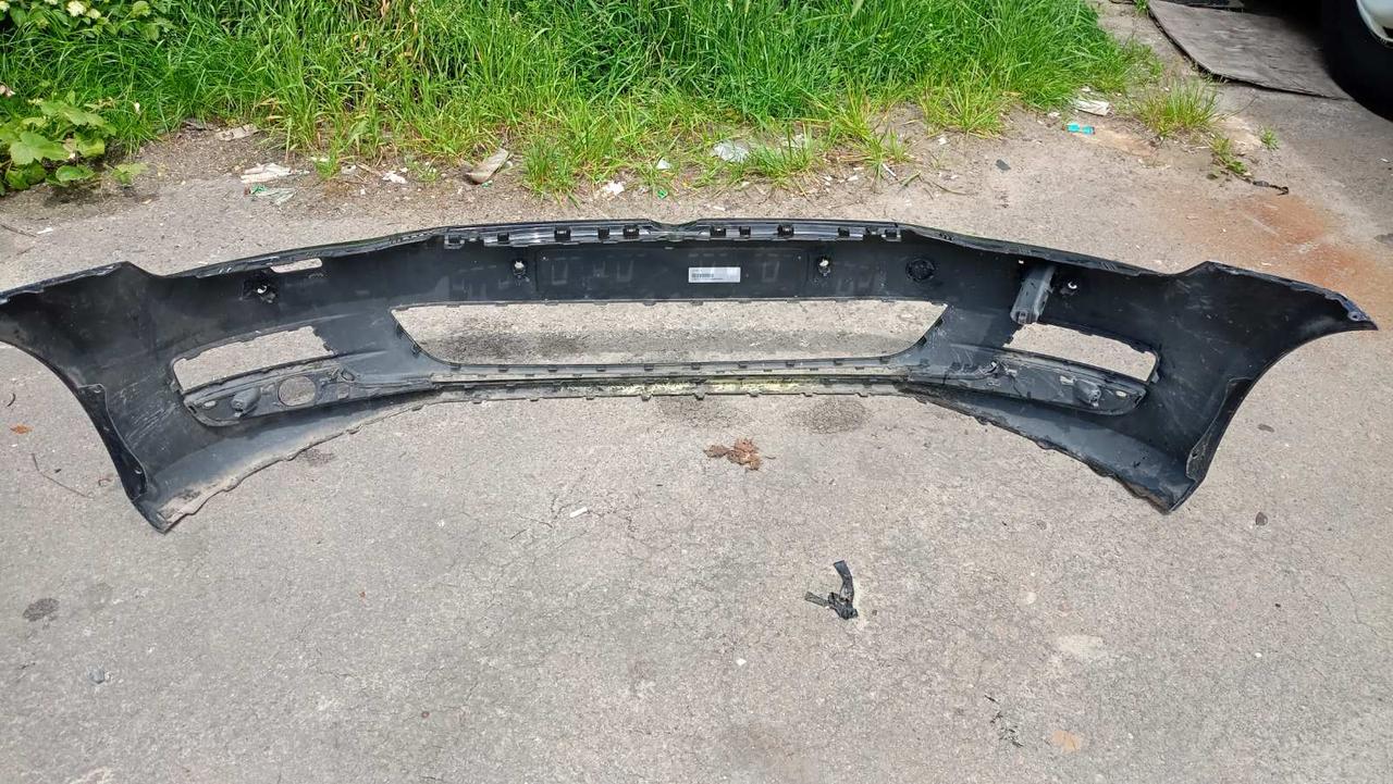 Вітаю зацікавлених на авто розборці Чемпіон !!!<br />
 Предметом оголошення є&nbsp;Бампер Передній &nbsp;Volkswagen Golf VII 2012-2017 5G0807221 5G0807217BNGRU<br />
 Фактичний стан на фото. Має дефект на фото видно! Гарантія 14 днів на встановлення та перевірку<br />
 Висилаємо по всій Україні по передоплаті на транспортні витрати!<br />
 Наявність та асортимент на складі постійно змінюються.<br />
 Точні деталі уточняйте по телефону +380973363743 — фото 4