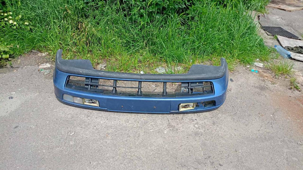 Вітаю зацікавлених на авто розборці Чемпіон !!!<br />
Предметом оголошення є Бампер Передній Volkswagen Passat B4 3A0807217B <br />
Фактичний стан на фото. Має дефект на фото видно! Гарантія 14 днів на встановлення та перевірку<br />
Висилаємо по всій Україні по передоплаті на транспортні витрати!<br />
Наявність та асортимент на складі постійно змінюються.<br />
Точні деталі уточняйте по телефону +380973363743