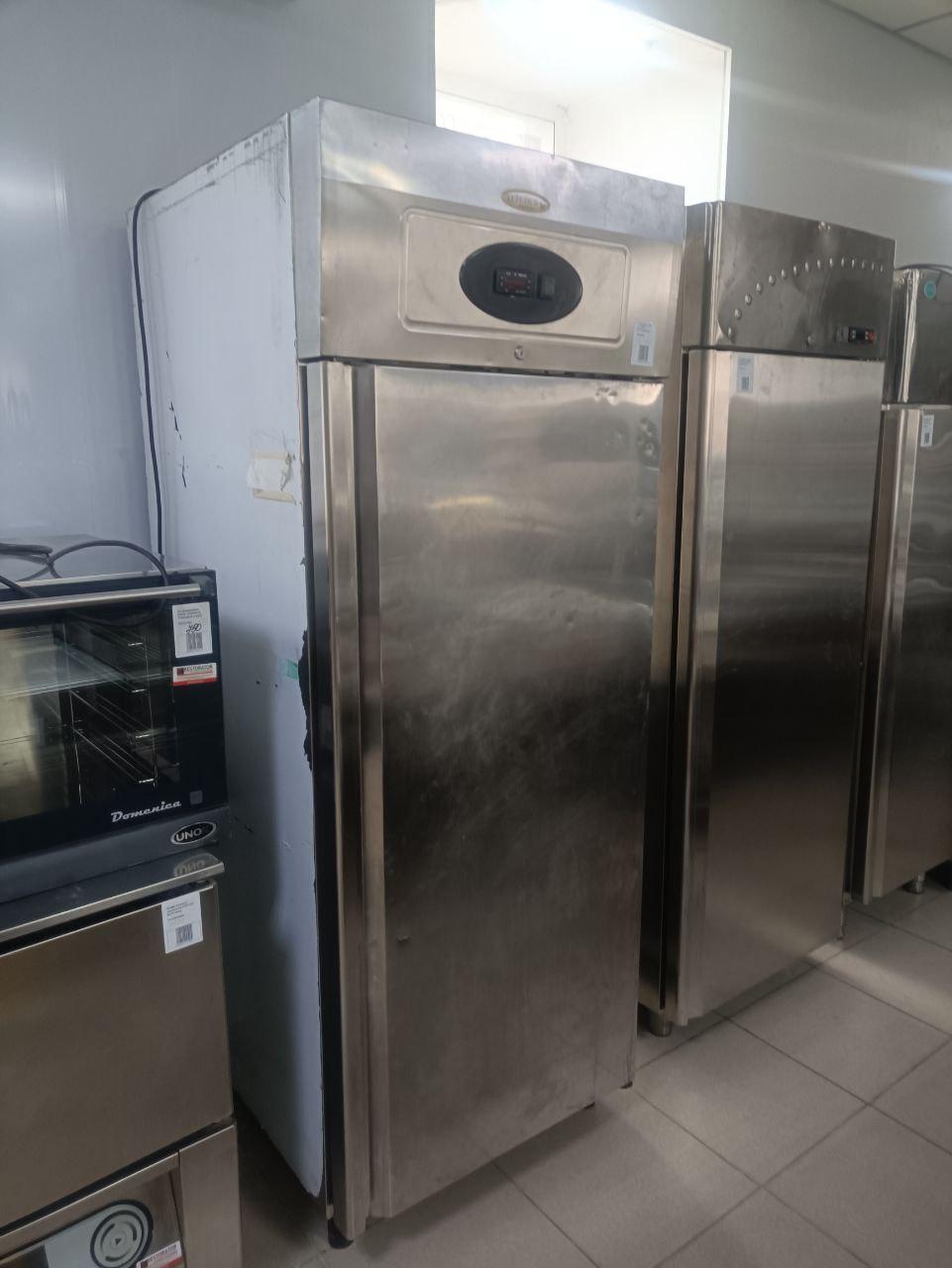 Морозильна шафа Tefcold RF710, б/у