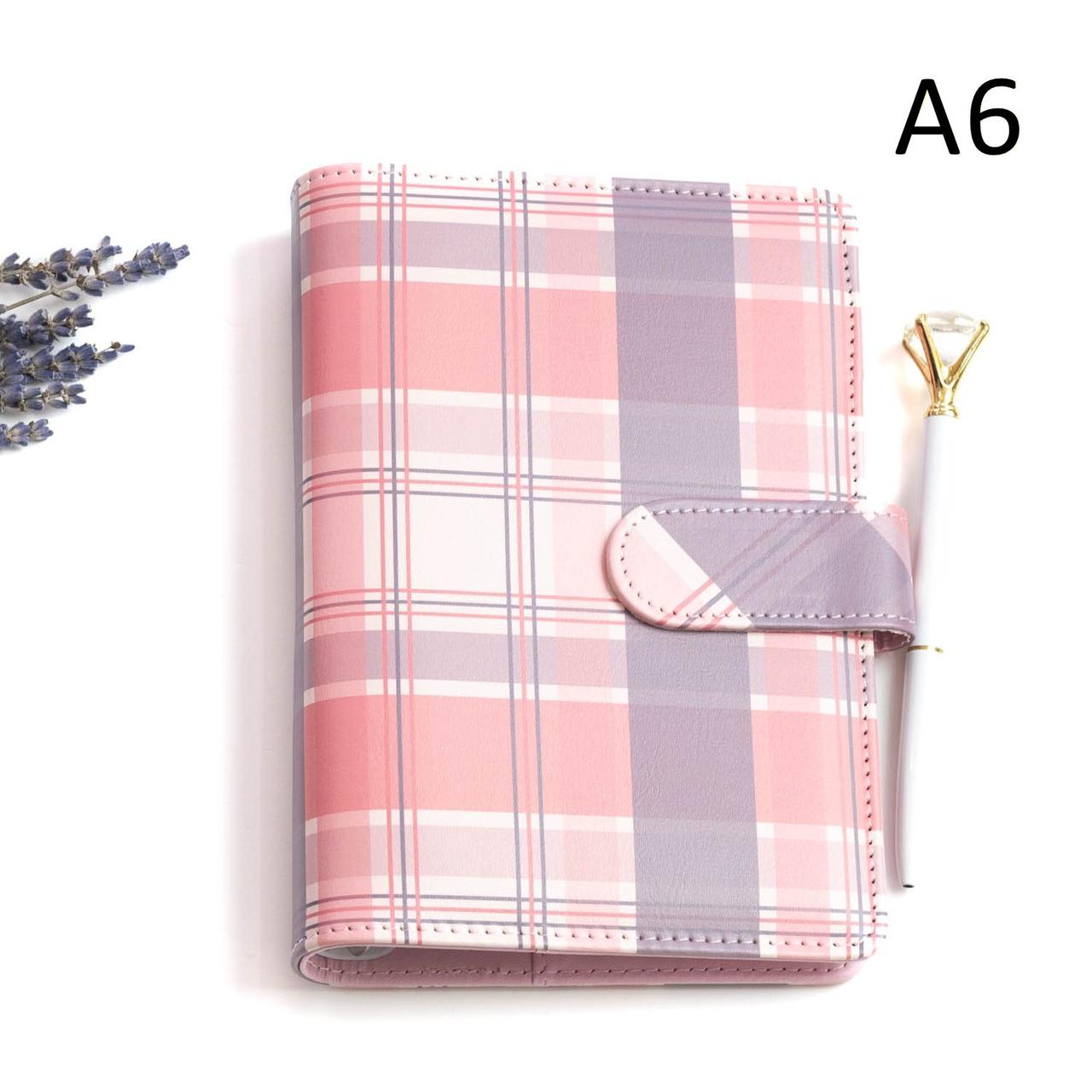 Блокнот на кільцях із шкірзамінника А6 діаметр кілець 20мм Рожевий з принтом BSH087, фото 1