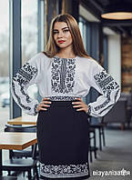 Костюм жіночий  сценічний з чорно-білою вишивкою "Різдво"