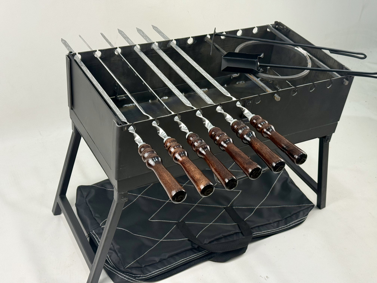 Розбірний мангал-валіза 3 мм з шампурами і підставкою під казан + Чохол, фото 1