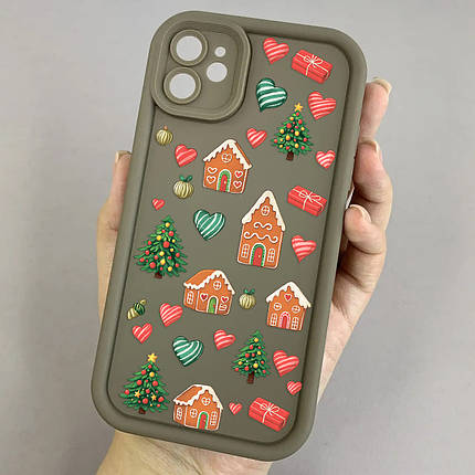 Чохол для iPhone 11 коричневий чохол із зимовим з новорічним принтом із ялинкою із серцями на телефон айфон 11 w02l, фото 1