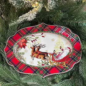 Новорічна порцелянова фігурна тарілка блюдо сервірувальна 35*25*2.5см з різдвяним малюнком