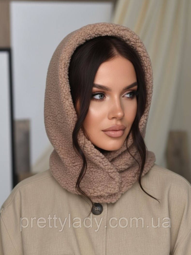 Жіночий капор Teddy букле з каракуля на кнопках мокко