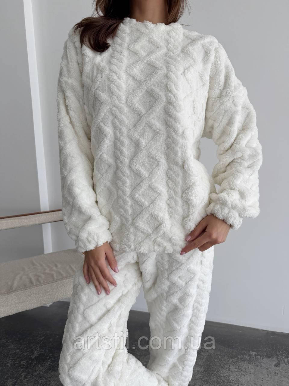 Домашній махровий костюм з візерунком косички, дуже теплий і ніжний білий домашній костюм, піжама, фото 1