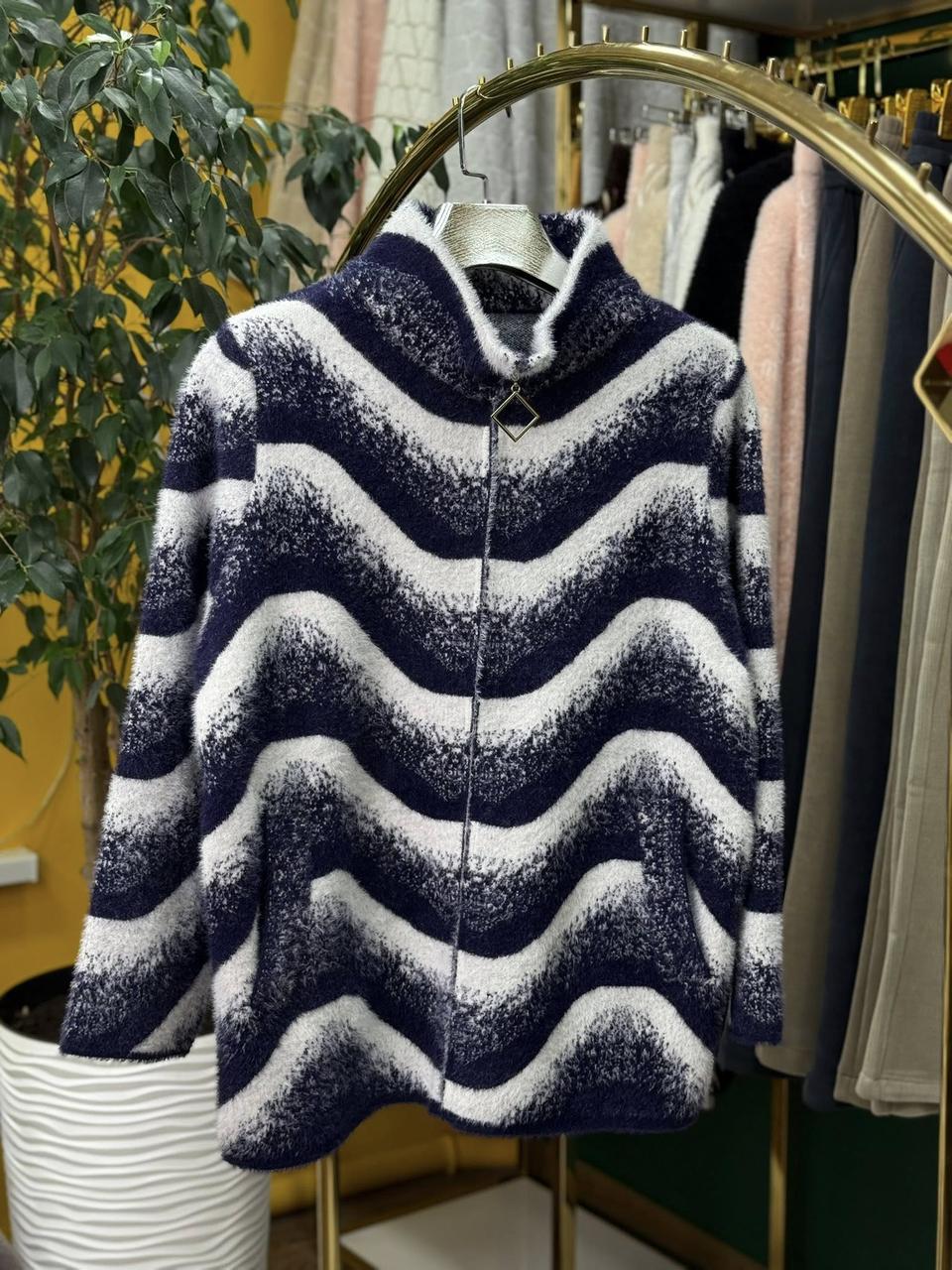 Неймовірний жіночий кардиган, тканина "Альпака" розмір 58