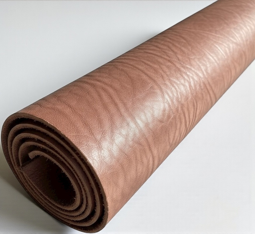 Натуральна шкіра Чепрак для взуття, ременів, сумок, меблів, підошви, кінських упряжок товщиною 3,0-4,0 мм. Чорний шоколад, фото 1