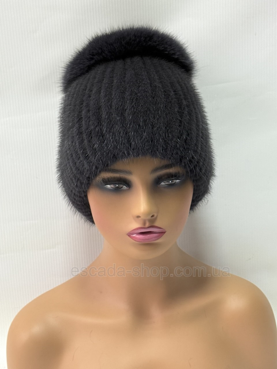 Жіноча норкова шапка на в'язаній основі "Бубон" з розрізом Графіт, фото 1