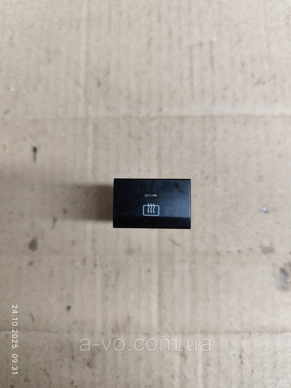 Кнопка підігрівання скла vw polo 6r0959621, фото 1