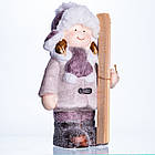 Новорічна фігурка Дівчинка з лижами з фарфору 12×8×23 (см) новорічний декор для дому, квартири, офісу CR-5-1, фото 2