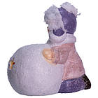 Новорічна фігурка з підсвіткою Дівчинка зі сніговою кулею з фарфори 11×7×12 (см) новорічний декор для дому, квартири на подарунок, фото 3