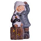 Новорічна декоративна фігурка з підсвіткою 9×10×19 см Новорічний декор Дівчинка з подарунком з порцеляни CR-5-18, фото 2