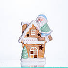 Новорічна декоративна фігурка з підсвіткою 14×9×20 см Новорічний декор Будиночок з Сантою з порцеляни CR-6-6, фото 3
