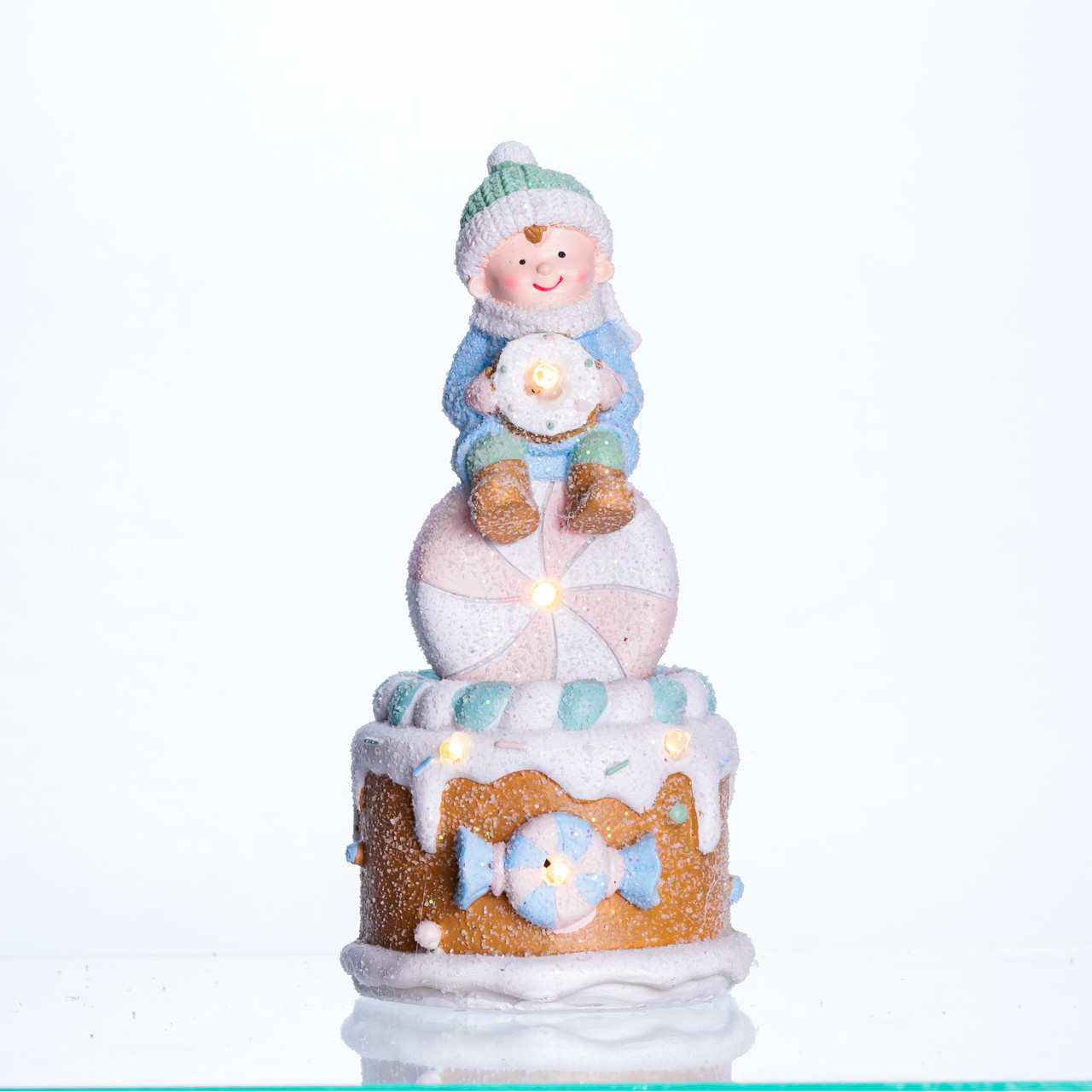 Новорічна декоративна фігурка з підсвіткою 10.5×10.5×20.5 см Новорічний декор Дитина на "солодкій башті" з порцеляни CR-6-14, фото 1