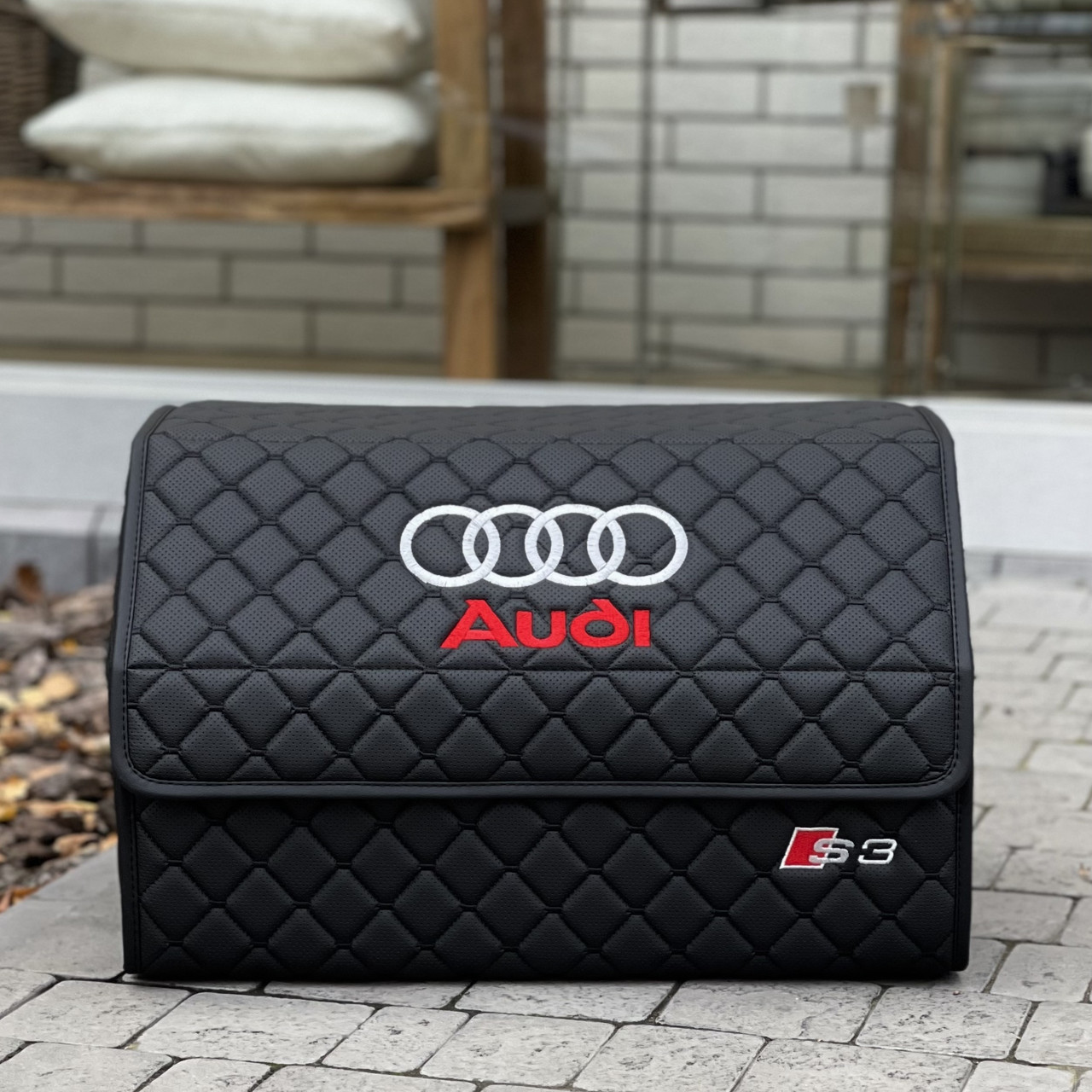 Органайзер у багажник з вишивкою Audi, чорний на магнітах, 50 см, автомобільний органайзер в авто, фото 1